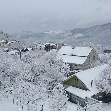 Zabava Yaremche Exterior foto