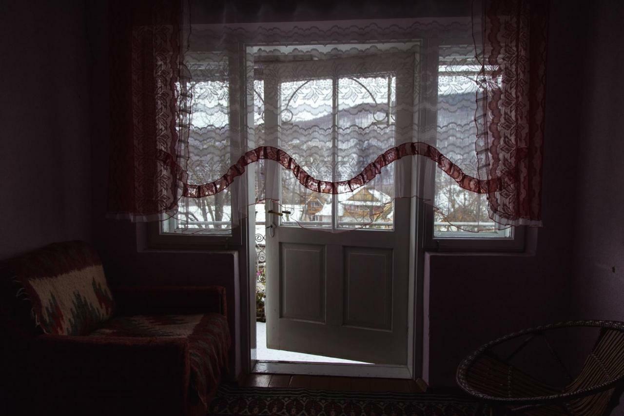 Zabava Yaremche Exterior foto