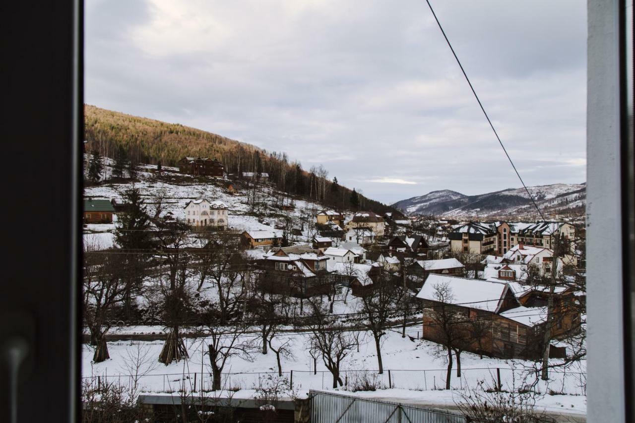 Zabava Yaremche Exterior foto