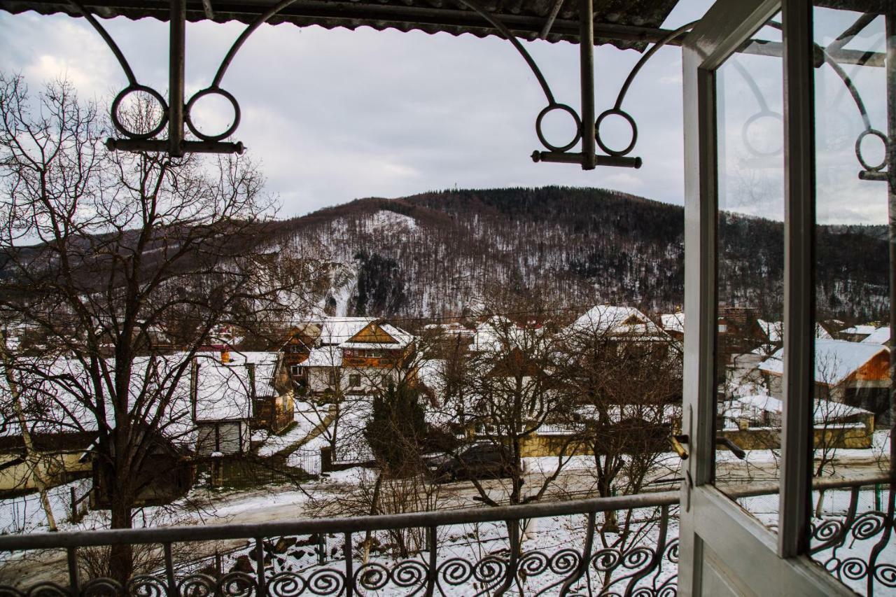 Zabava Yaremche Exterior foto