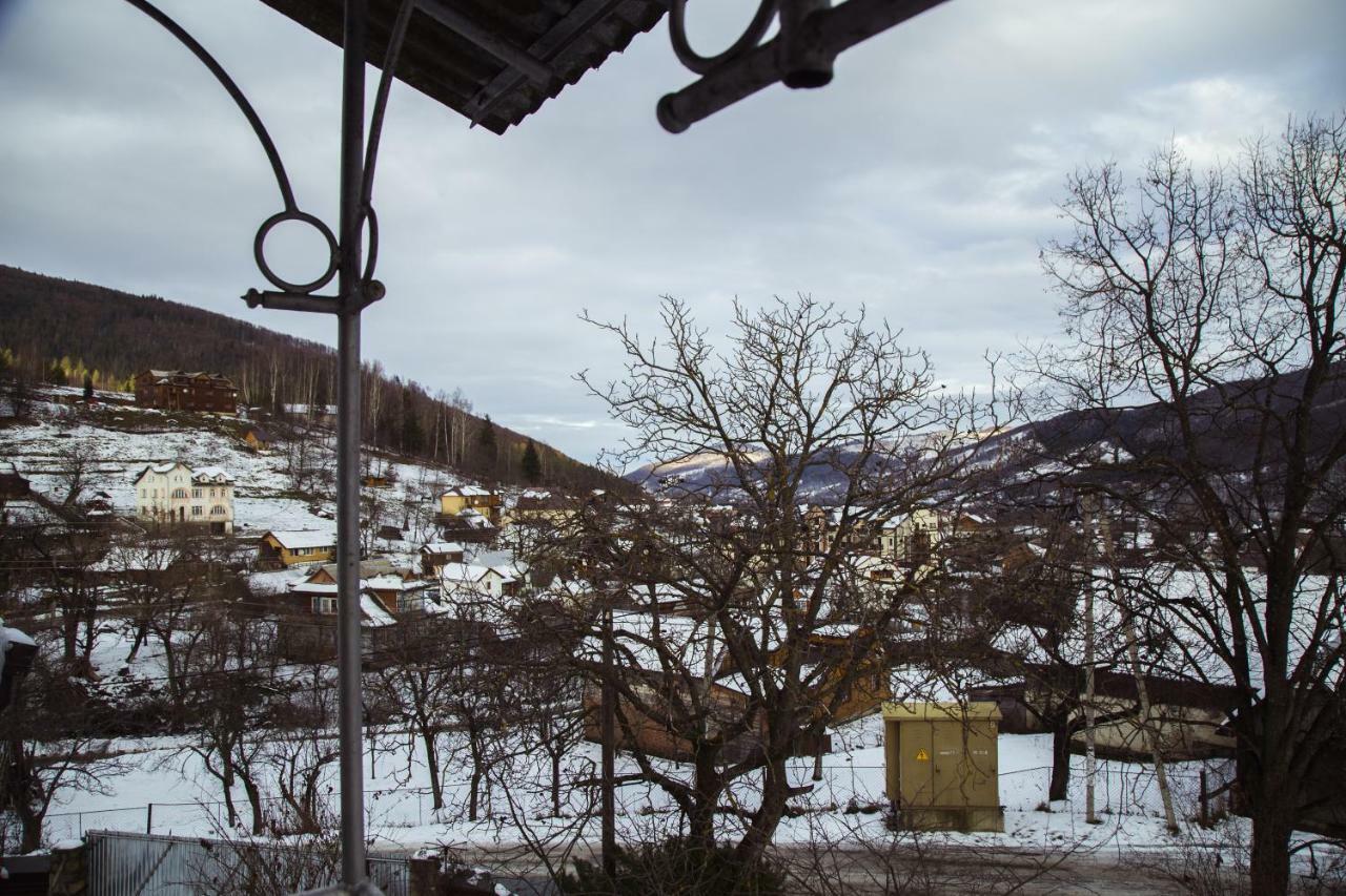 Zabava Yaremche Exterior foto